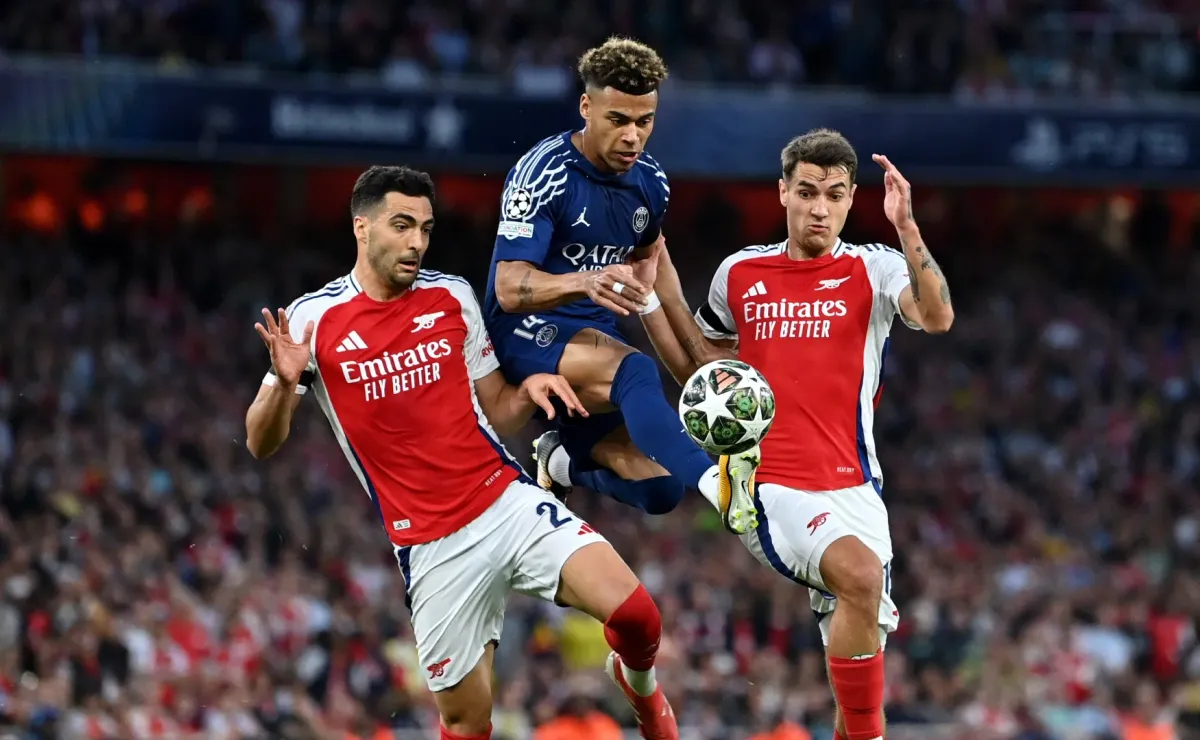 Hinh anh 1: Tran dau PSG vs Arsenal ban ket luot ve Champions League, san Parc des Princes